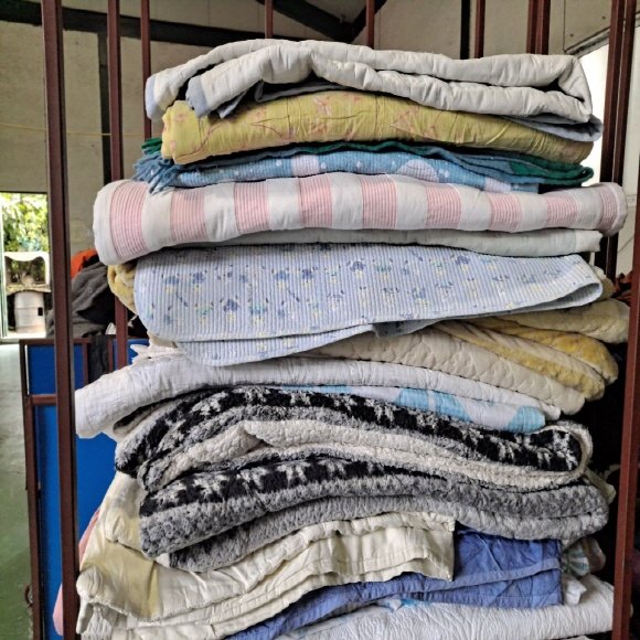 Used clothes(clothing) : Quilt Blanket Grade(bale)