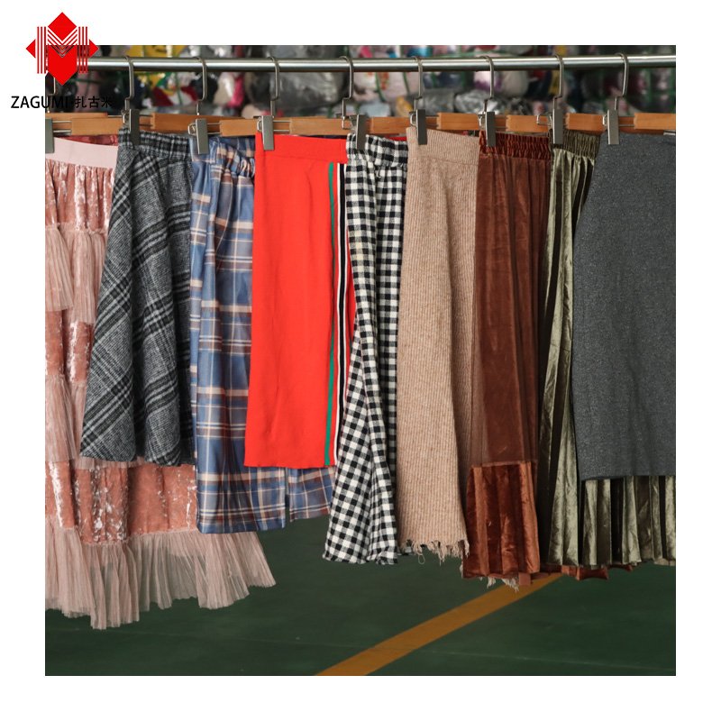 Vip Grade 1 45 Kilograms Pre Used Branding Clothes per Kg Panties Elegant Maxi Dress Women Dresses Used Clothes from Turkey