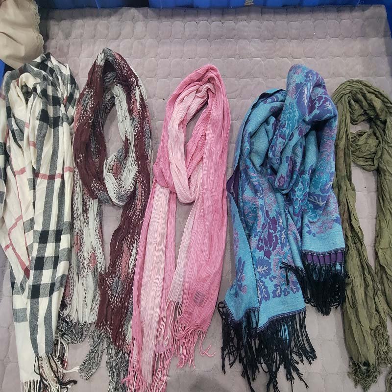 Factory Direct used clothes bales Warm Soft Neck Scarves Ladies Winter Scarf for Women and men
