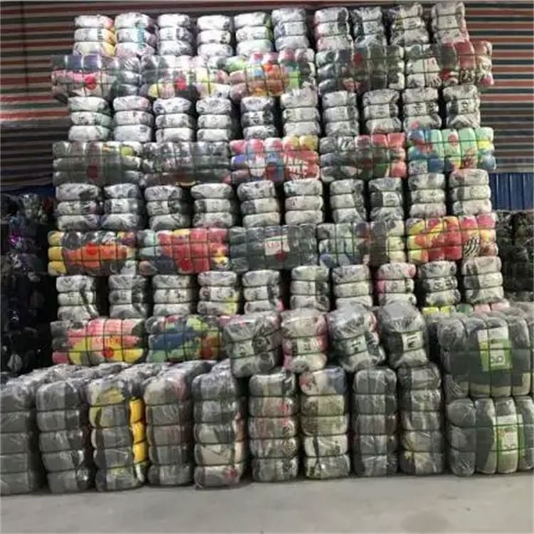 Wholesale used clothes bale usa mixed bulk clothes vintage men and women clothes stock