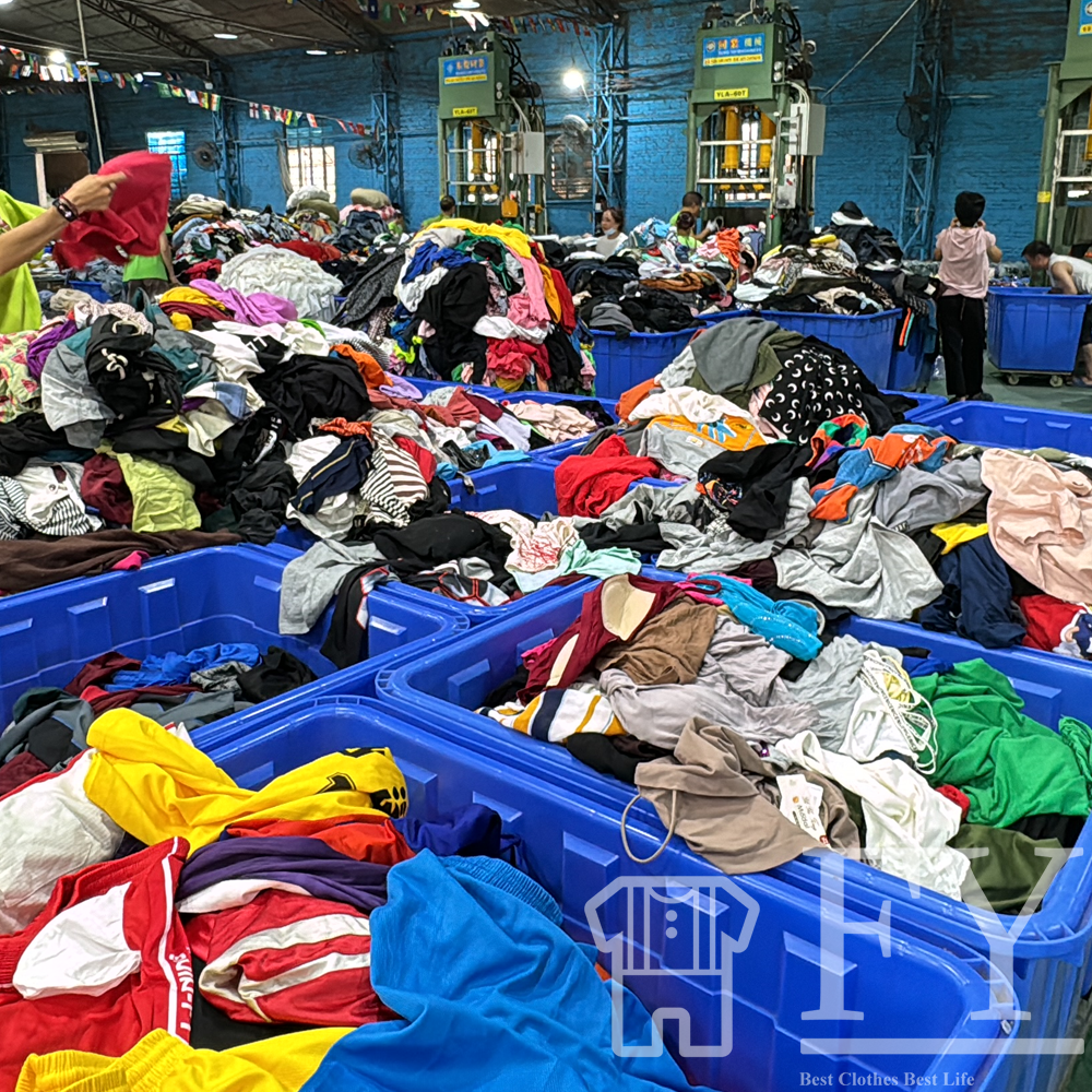 FengYang Ukay T-shirt Branded Used Clothes Bales for Men Women Used for Adult Grade A Clothes Used