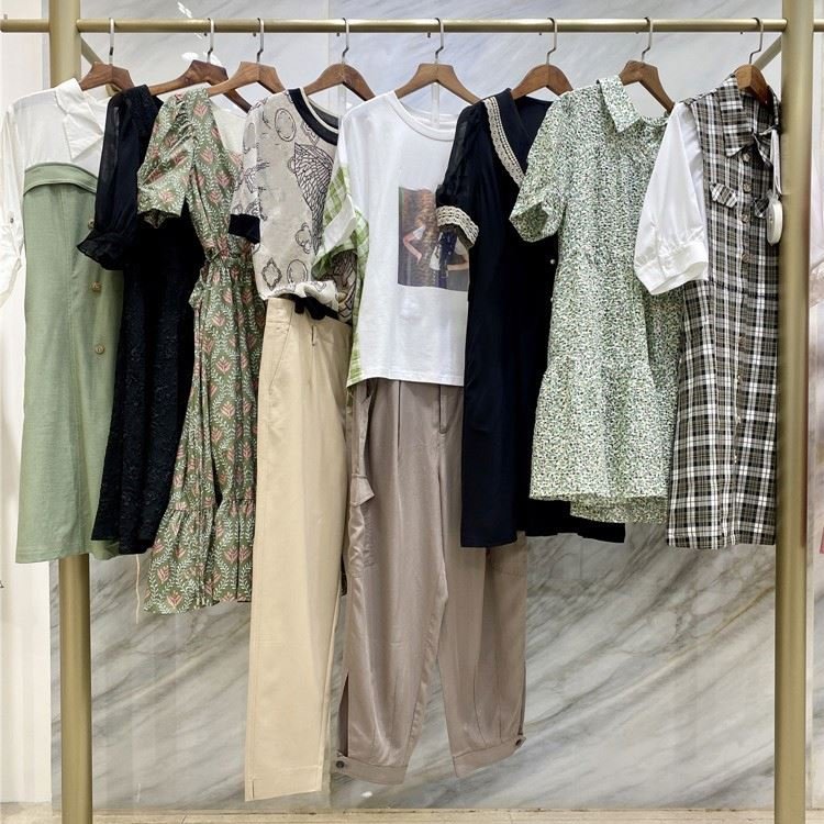 2024 Wholesale Cheap Summer Brand Women's Wear Mixed Used Dress Stock