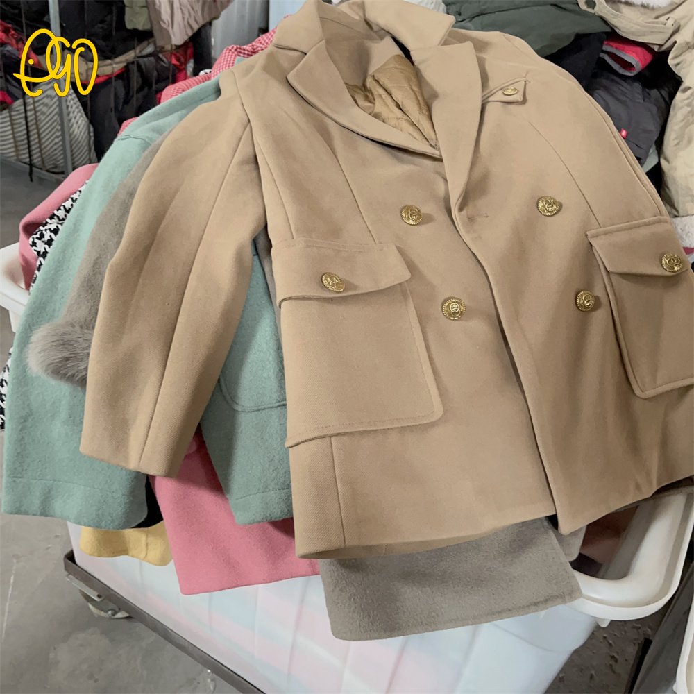 High Quality Fashion Overcoat Used Clothing Wholesale Recycling Used Clothes Bales Secod Hand Lady Overcoat Clothes