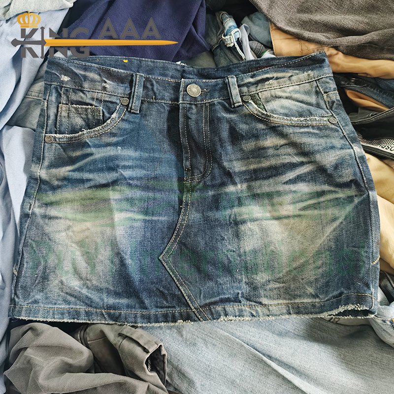Wholesales Factory Mini Ladies Denim Short Skirts Used Clothes Summer Style Hot Girl Style High Waist Design Second Hand Clothes