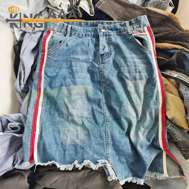 Wholesales Factory Mini Ladies Denim Short Skirts Used Clothes Summer Style Hot Girl Style High Waist Design Second Hand Clothes