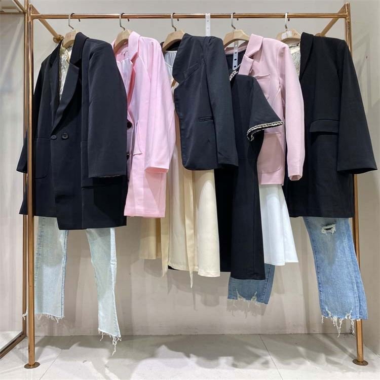 Used Discount Women's Clothing Wholesale Cut Label Fashion Autumn Women's Clothing Inventory Clearance