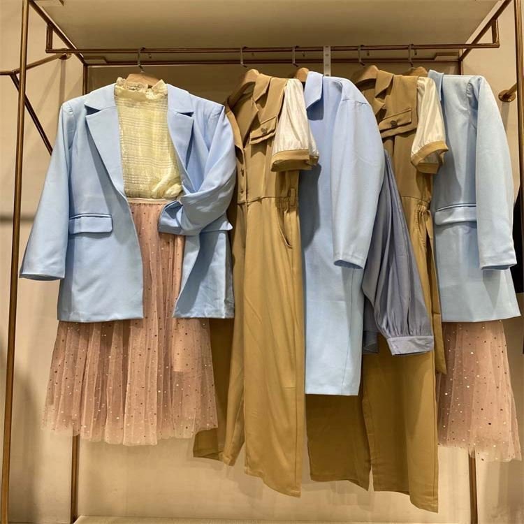 Used Discount Women's Clothing Wholesale Cut Label Fashion Autumn Women's Clothing Inventory Clearance