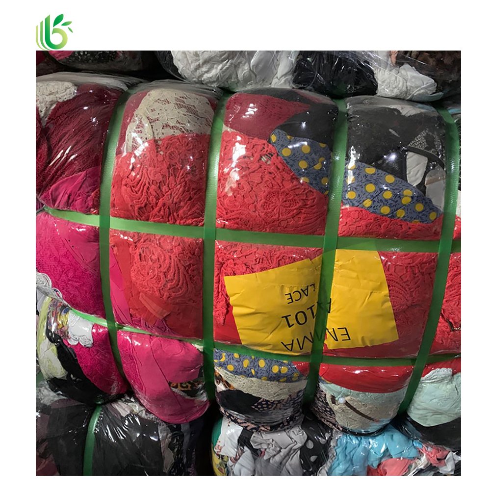 The weight of the mixed package is from 45 kg to 100 kg, A Grade Pallets Of Used Clothes