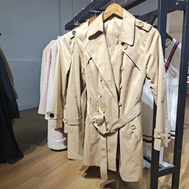 Wholesale Women Winter Thrift Clothes Branded 2nd Hand Clothes Bales Mixed Used Clothing Second Hand