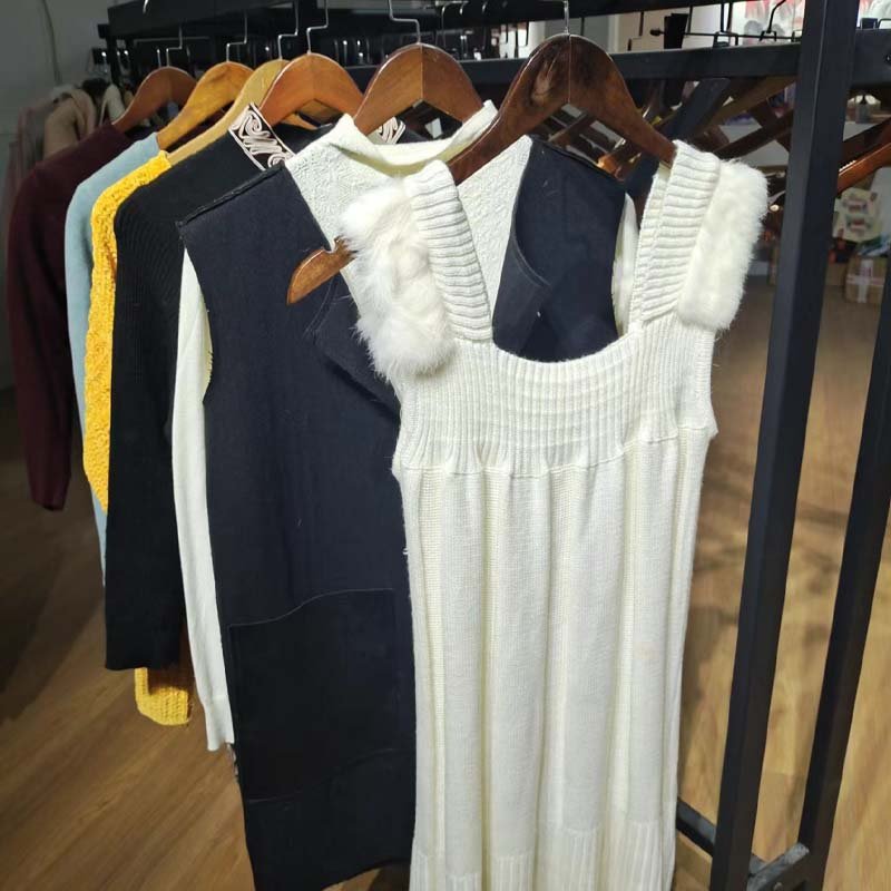Wholesale Women Winter Thrift Clothes Branded 2nd Hand Clothes Bales Mixed Used Clothing Second Hand