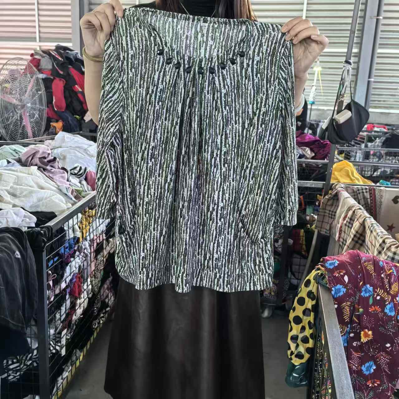 Used Clothes Bales For Lady Second Hand Old Women Spandex Casual Cotton Blouse Stretch Shirt Summer Mixed uk Philippines