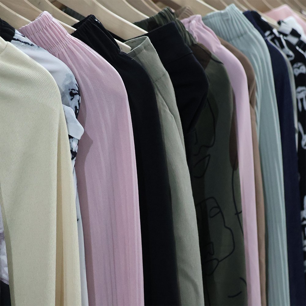 Ready to ship second hand clothing used clothes mixed reasonable wholesale price mixed package branded cloth