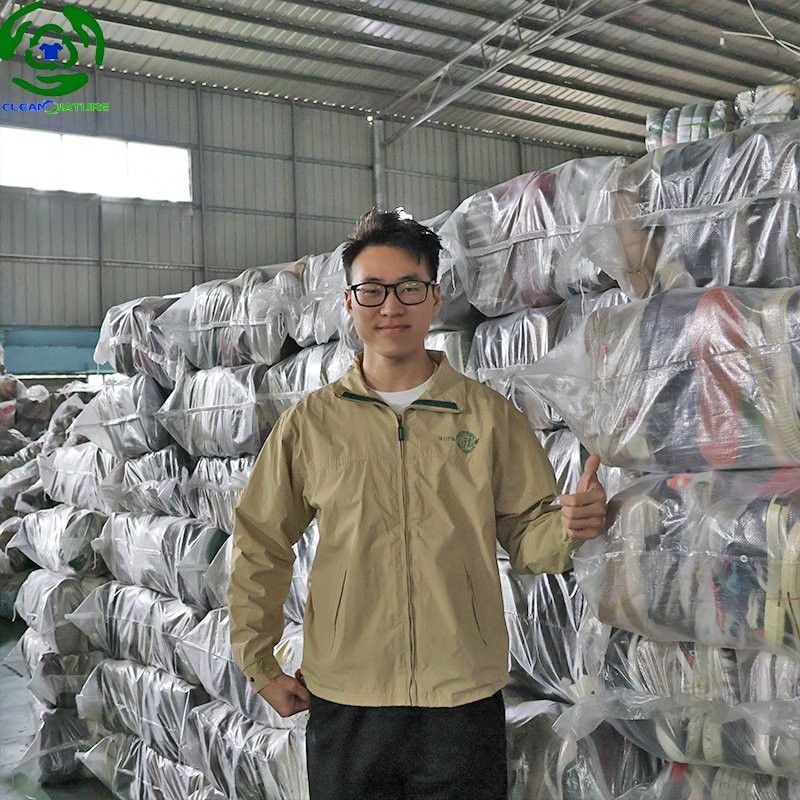 container wholesale bulk apparel stock factory price top quality used clothes for women men kid mixed bales for sale