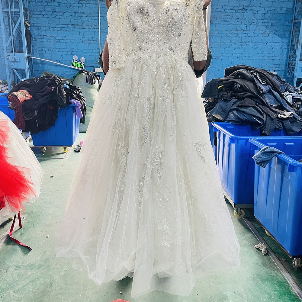 Ukay Ukay Bale Wedding Dress Store Used Clothes Branded Vintage Bale Bulk Second Hand Clothes Supplier