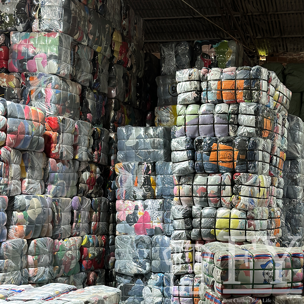 FengYang Ukay White Shirt Summer Branded Used Clothes Bales for Men Women Used for Adult Grade A Clothes Used