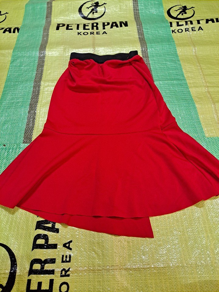 Used clothes(clothing) : Ladies Skirts - Poly/Cotton, Long/Short(bale)