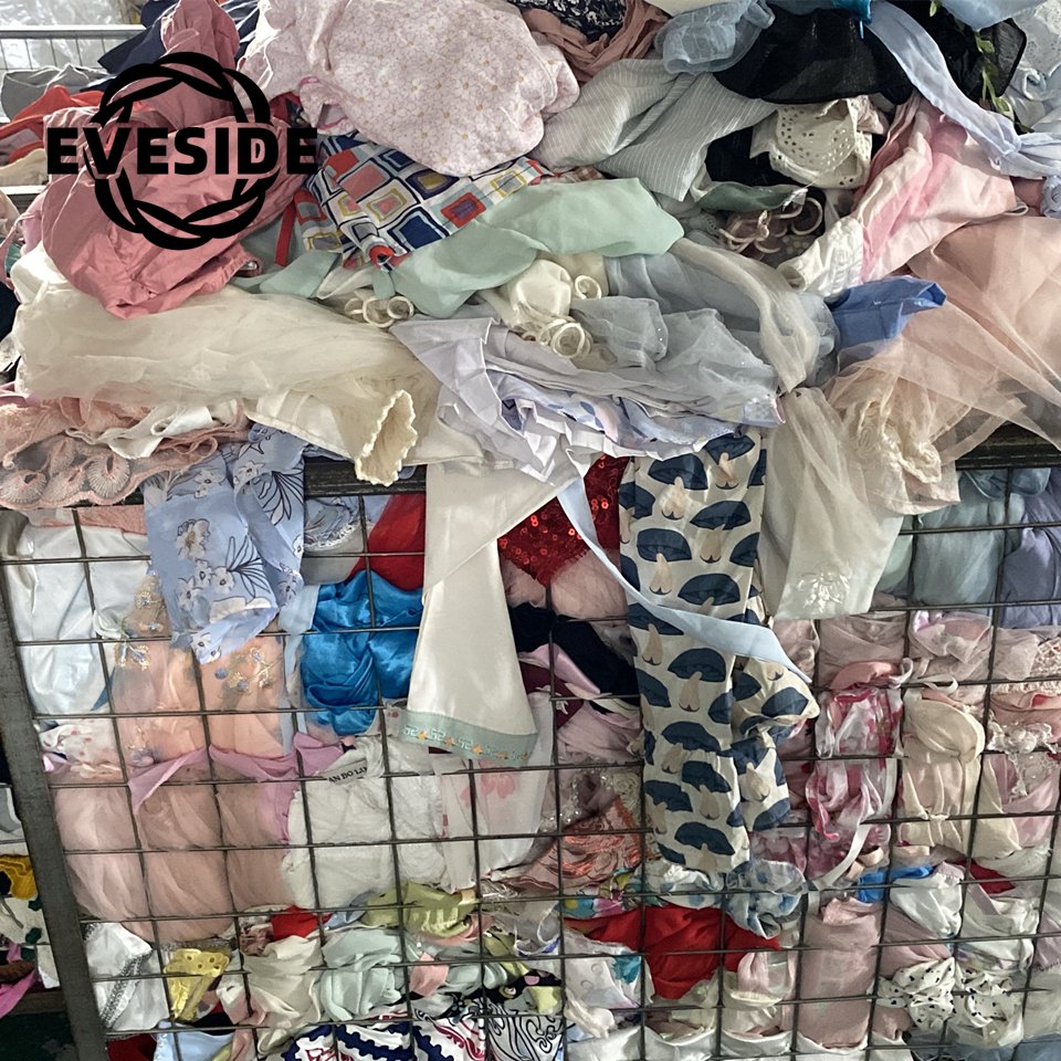 Dubai-used-clothes-in-bales ukay ukay bundle used clothing clothes