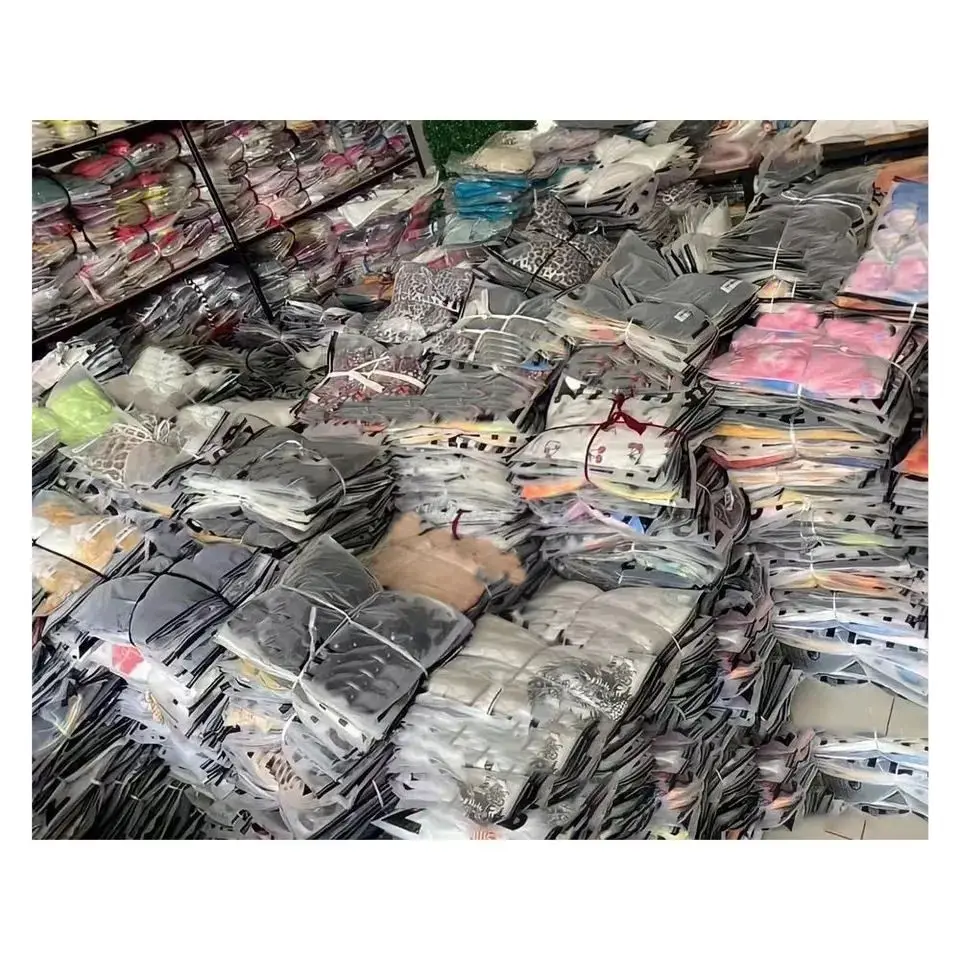 Anan NEW wholesale bulks brand new bales clothes