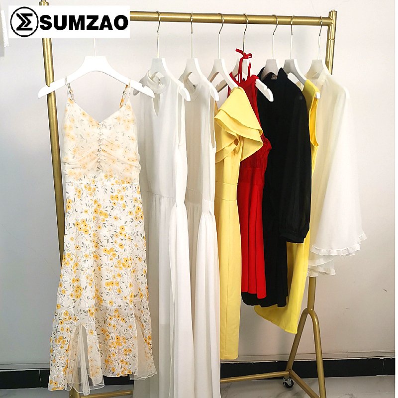 Sumzao wholesale asian used clothes bulk apparel stock bundle t shirt dress secondhand ukay ukay bales