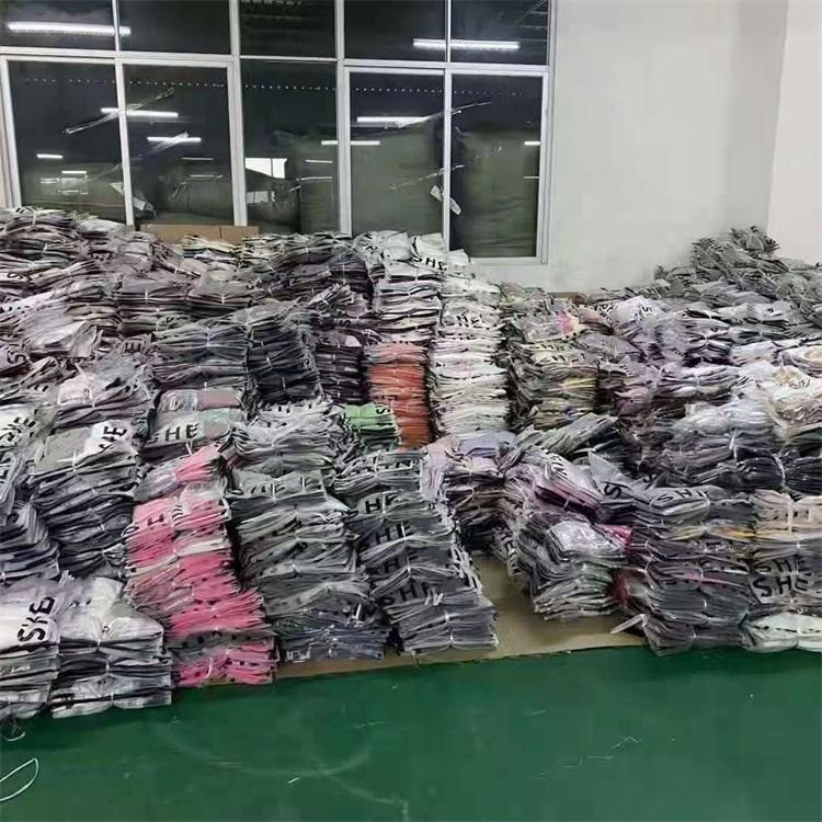 Overproduction liquidation used jeans for women High quality low price women jeans mix designs and size ladies jeans Stocklot