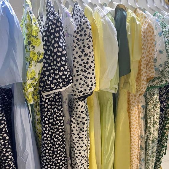 Mix branded stock lots bundle american used clothing