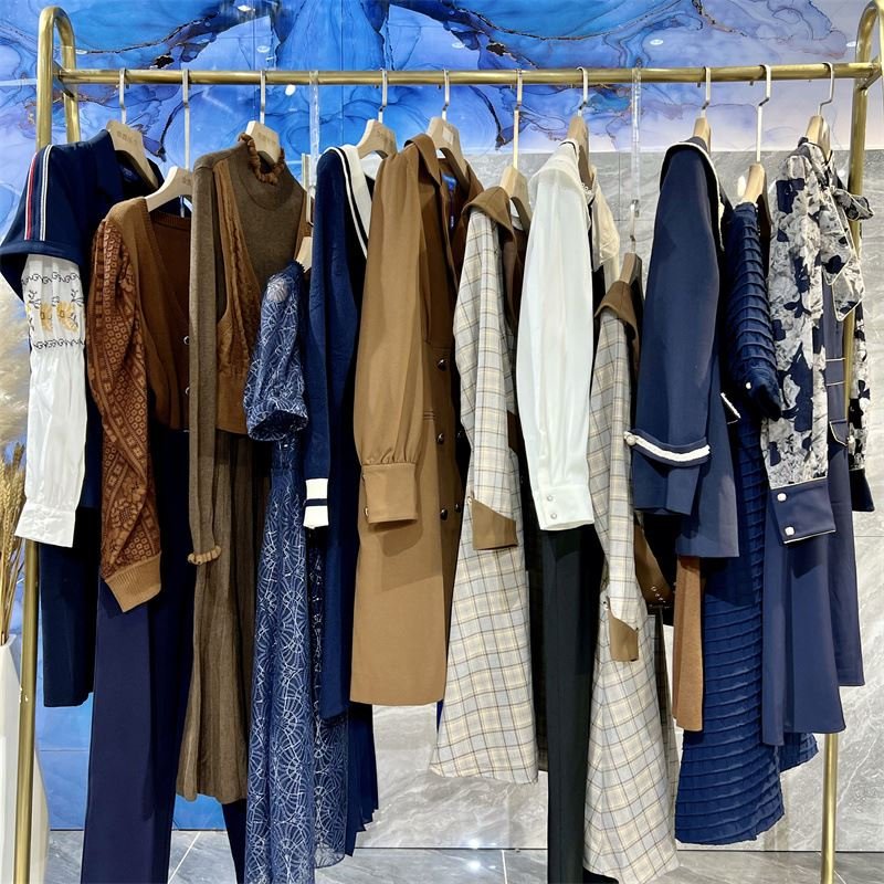 LOW MOQ wholesale Cheap womens clothes bulk clothing shipping shop wholesale clothing tops dress Used Clothes