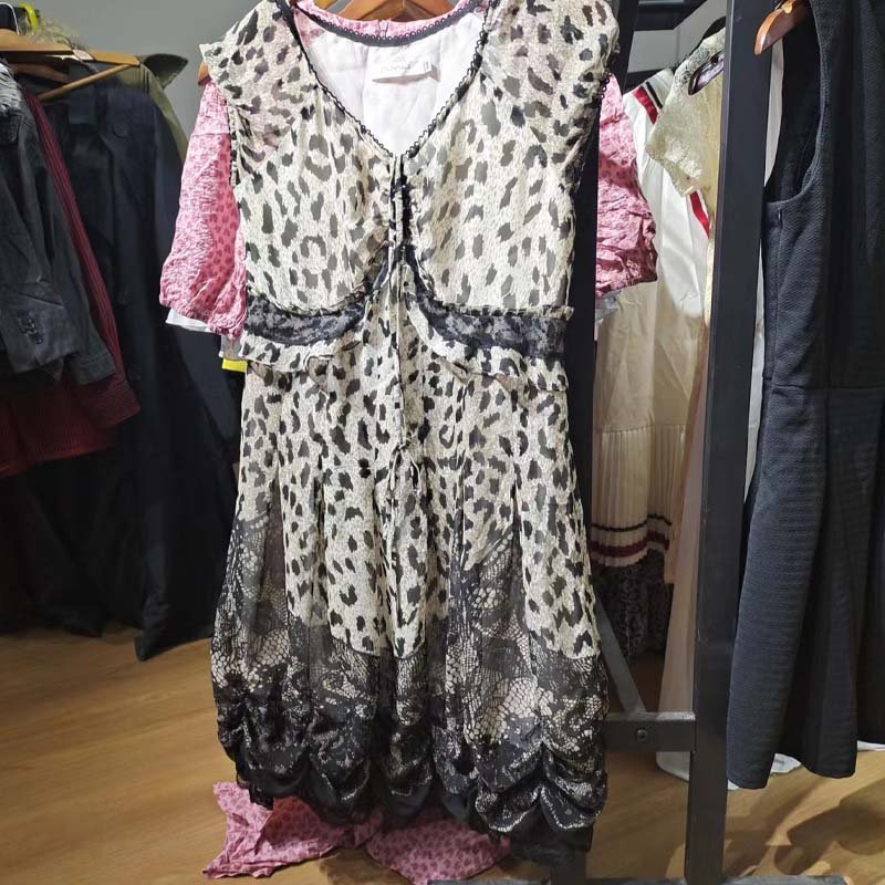 Cheap price wholesale women clothing bale used clothes dresses outdoor second hand garments in bales cotton dress