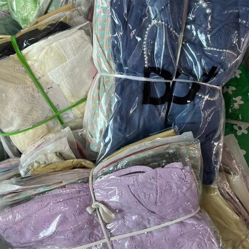 Apparel stock women's used clothes wholesale casual dresses mixed packaging random delivery stock clothes