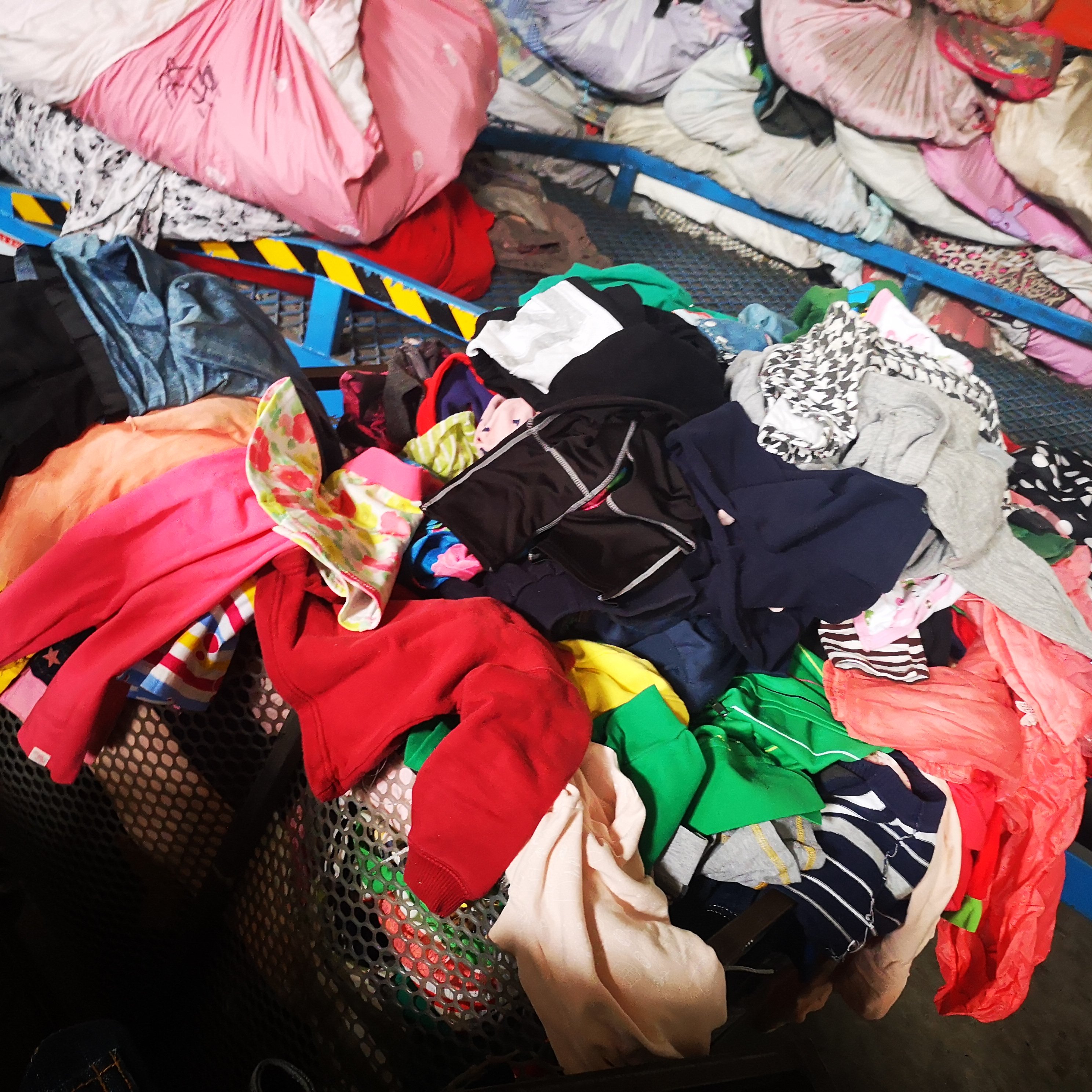 mixed unsorted used clothes UK used clothing