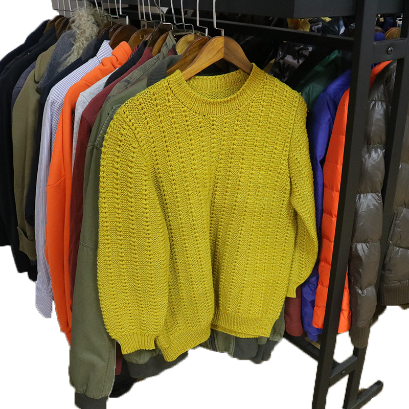 Ukay ukay bale used men t-shirt vintage bale used men clothes China supplier second hand clothes for men
