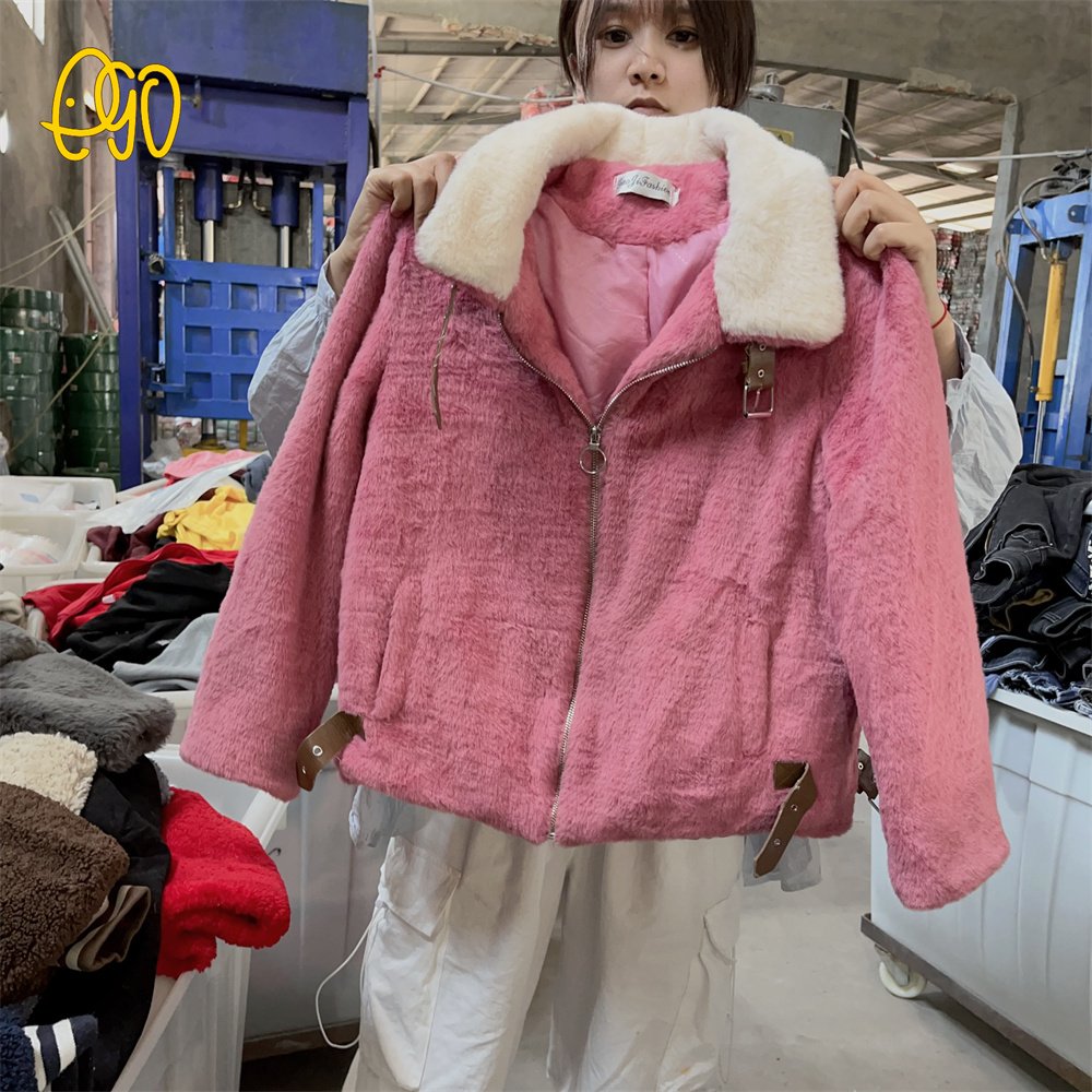 Factory Wholesale Used Warm Velvet Jacket Second Plush Cotton Fashions Jacket In Bales Used Winter Clothes