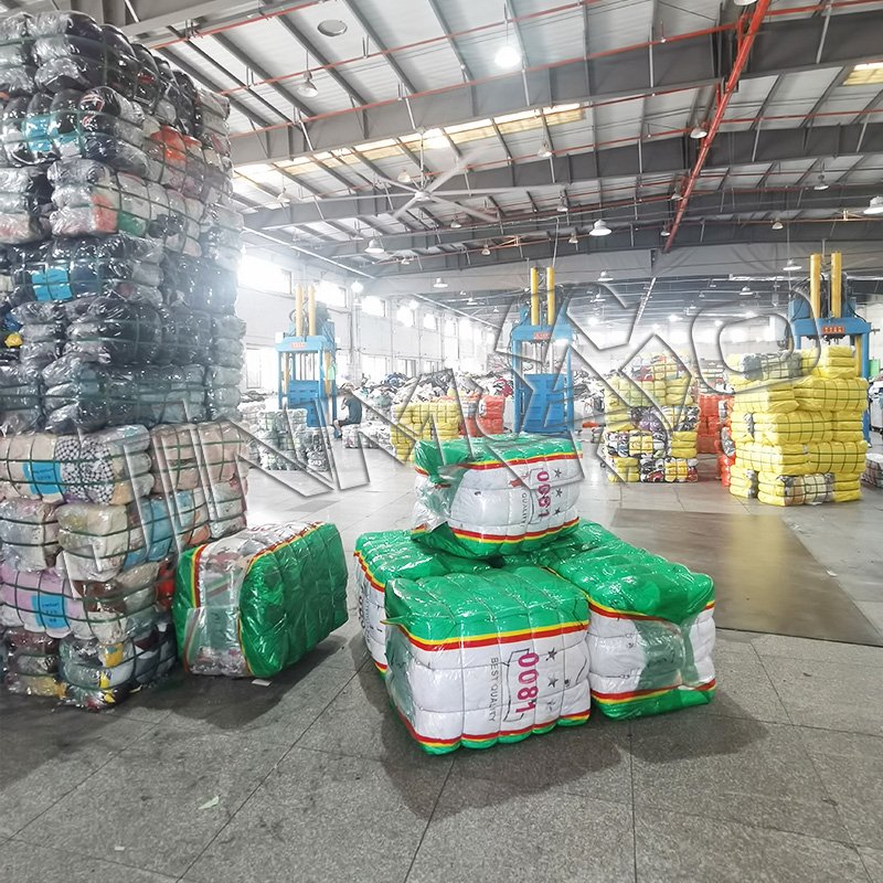 40ft container wholesale price india grade A children winter wear long parka jacket mixed used clothes bales for kids