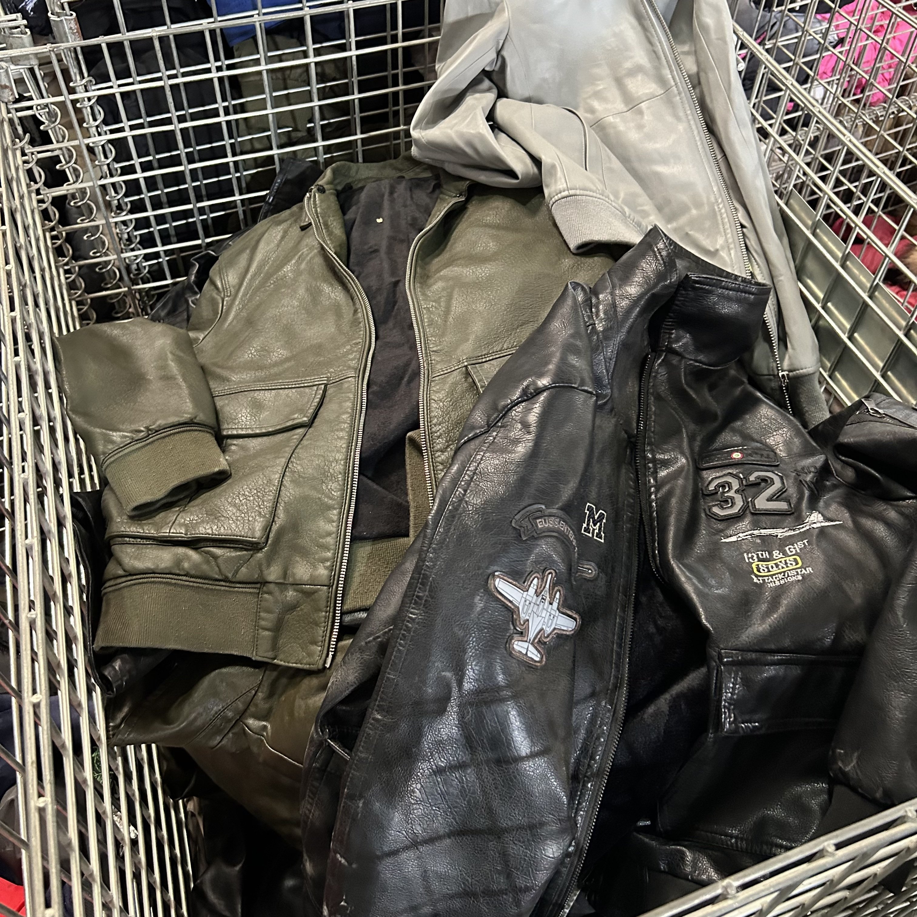 C10 Wholesale PU leather jacket motorcycle spring autumn used coat bales second hand men women jacket casual vintage