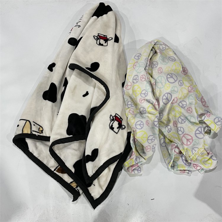 Wholesale Cotton Winter Blanket Quality Premium 45kg in bales Bundle Secondhand Clothing Used Clothes