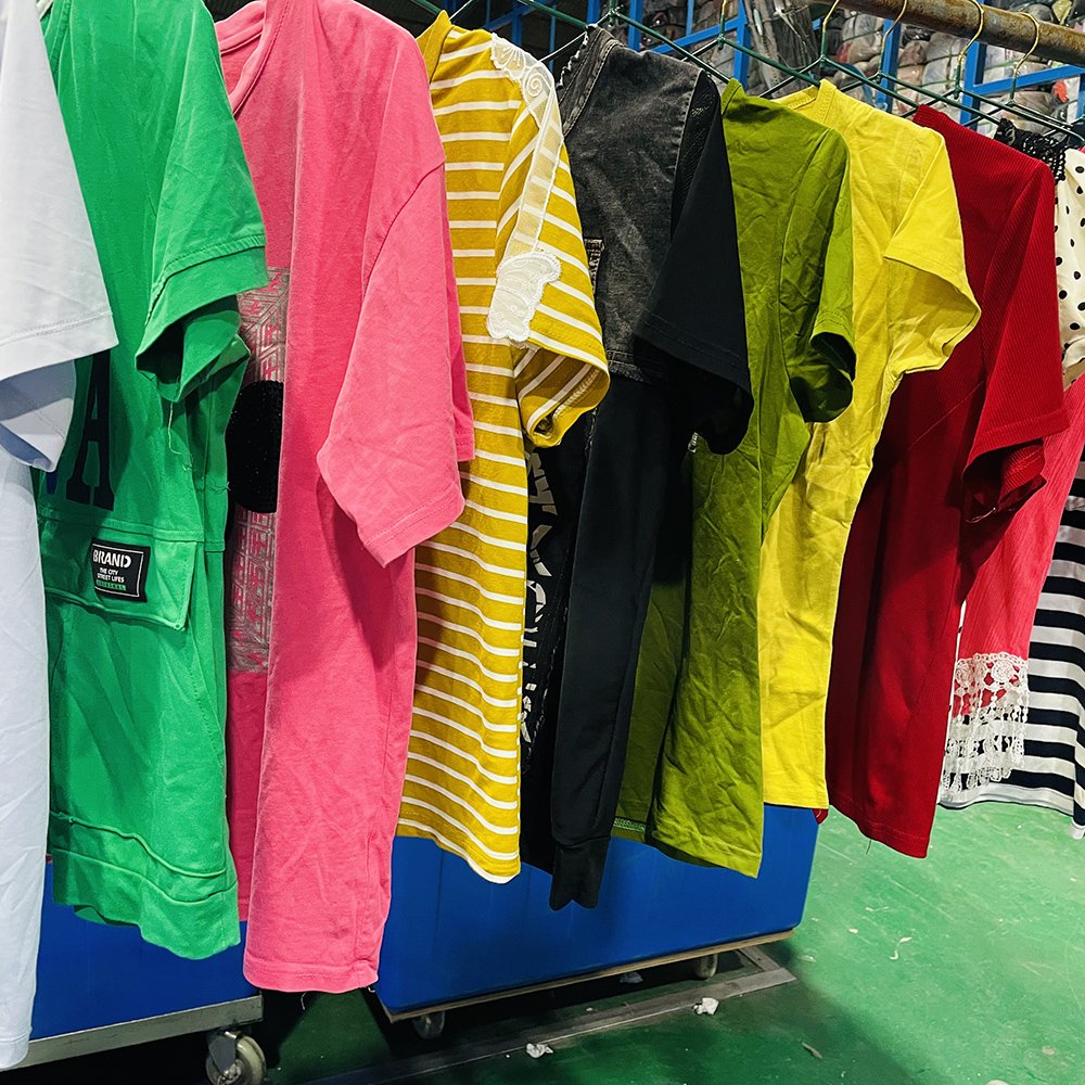 Factory Direct Sales Second Hand Clothes High Quality Summer Used Clothing Women's T-Shirts Used Clothes Bales
