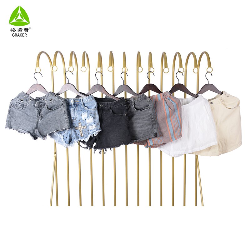 China bulk used clothes second hand jean ladies stitch line denim shorts used clothing bales uk