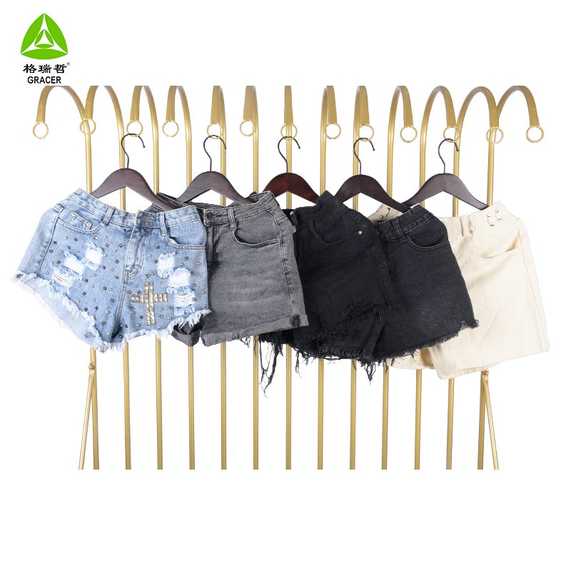 China bulk used clothes second hand jean ladies stitch line denim shorts used clothing bales uk