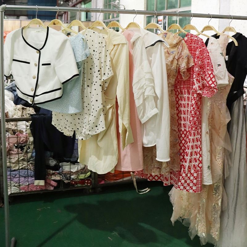 Cheap Piece Low womens clothes bulk clothes Stock brand Tops Bale Stock Apparel stock dresses women Used Clothe
