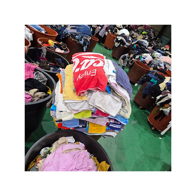 Used T-shirts Used clothing Oversized men's clothing bundle Best selection and best discount Old clothes