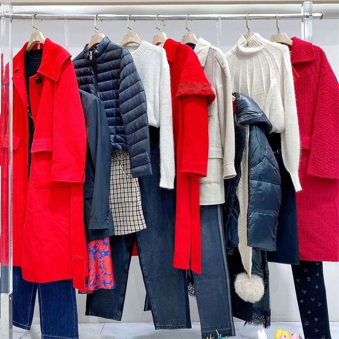 Autumn and winter discount used women's down jacket coat tail goods high-end fashion coat special clearance wholesale