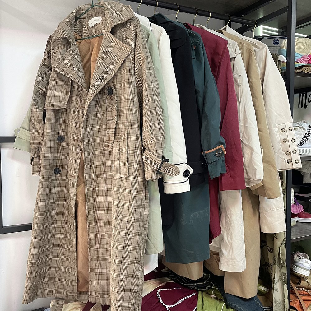 Winter fashion overcoat long coat used clothes China supplier second hand mixed clothes for ladies