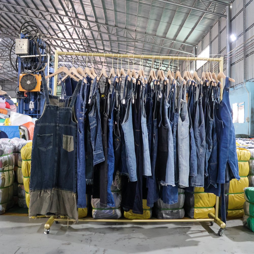 UKAY Lady Jean Brace Skirt Super Thrift Summer Clothing Low Price Wholesale Bales Philippines Warehouse for Adults