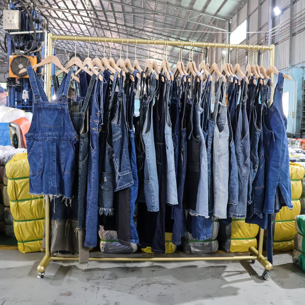 UKAY Lady Jean Brace Skirt Super Thrift Summer Clothing Low Price Wholesale Bales Philippines Warehouse for Adults