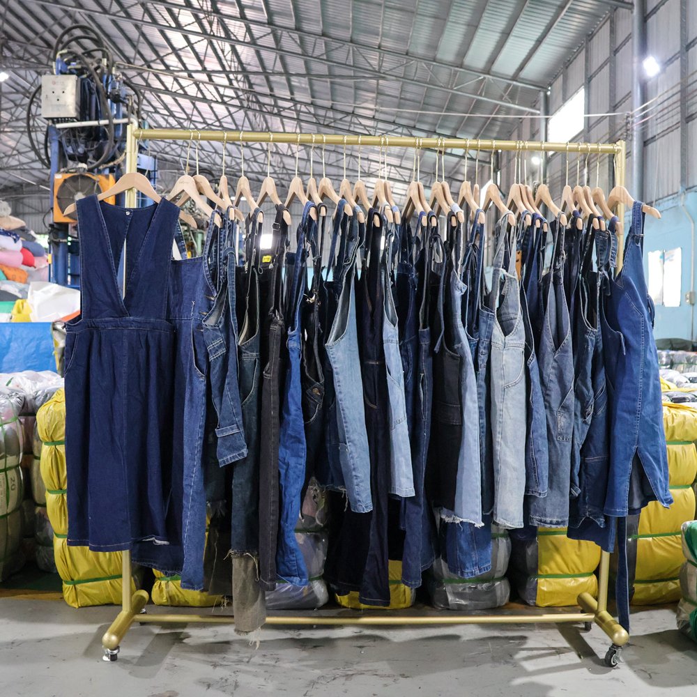 UKAY Lady Jean Brace Skirt Super Thrift Summer Clothing Low Price Wholesale Bales Philippines Warehouse for Adults