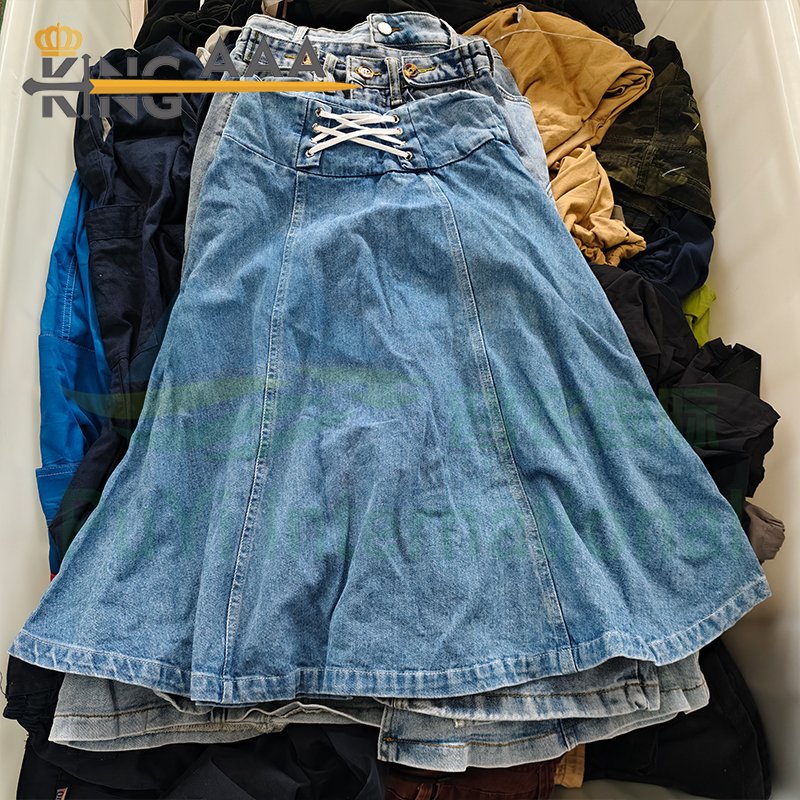 Wholesale Vintage Long Denim Skirts Jean Skirt Second Hand Clothes Denim Casual Dresses Women Clothes Bales Used Clothes