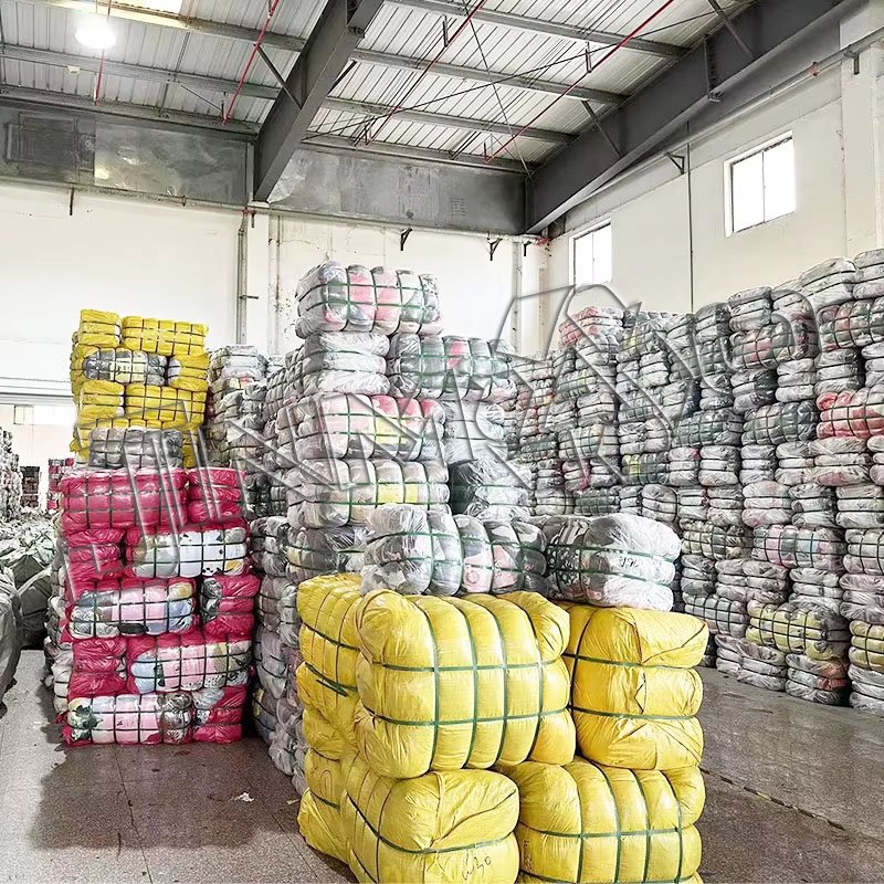 China verified supplier factory grade B cloth girls stretch pants close fitting mixed bale used clothes