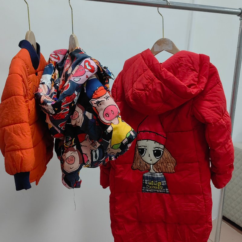 South Africa Used Clothing Supplier Used Winter Clothes For Kids Bale Mixed Color Jacket Second Hand Clothes Bales For Sale