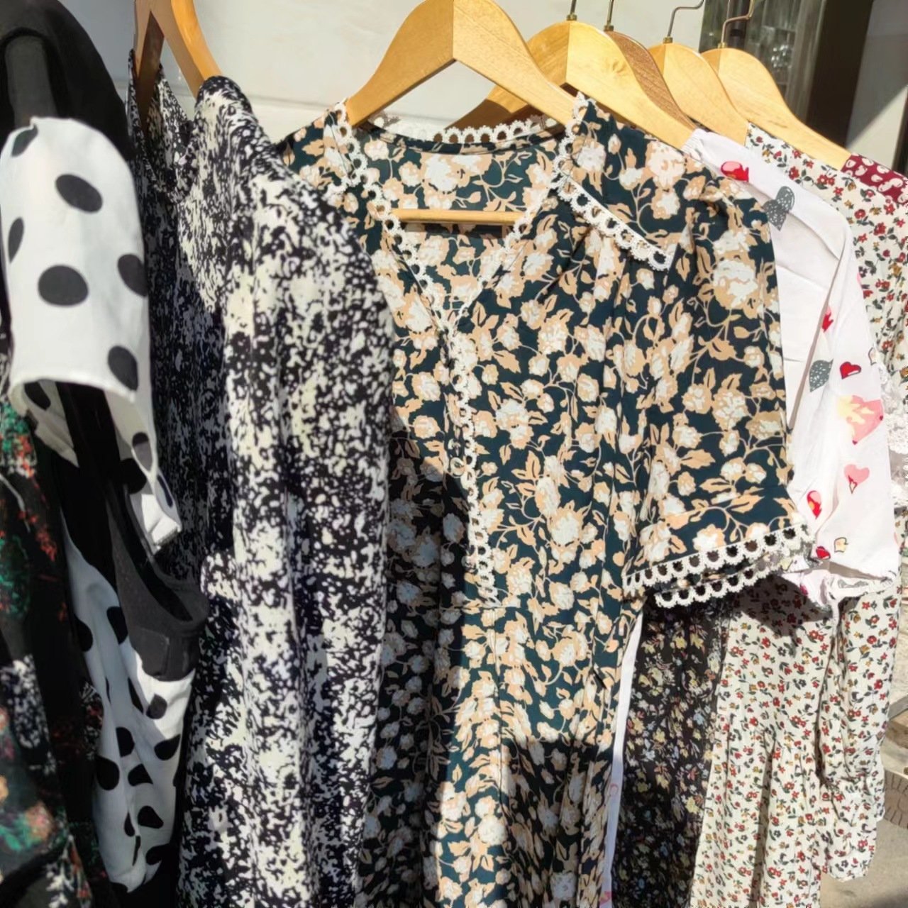 Ladies Silk Dress Italy Second Hand Clothes Wholesale Bale Used Clothes Korean Used Clothes Bales