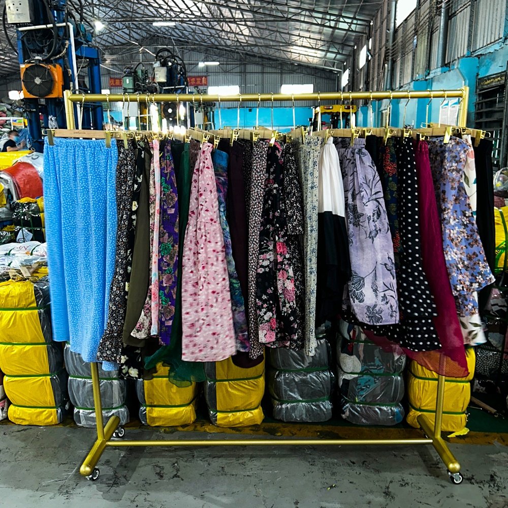 Summer Ladies Silk skirts women clothes Floral skirt ukay ukay bales used clothes second hand clothes for sale bale