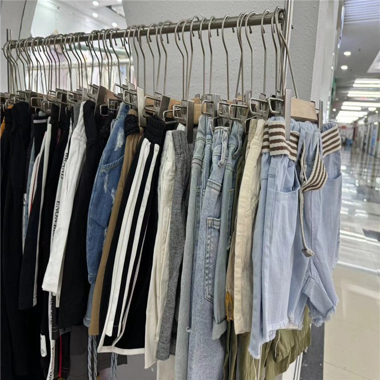 Clearance Sale on Factory Overstock Assorted Cotton Summer Kids Clothing Baby Tops Tees Dresses Skirts Pants Girls aged Children